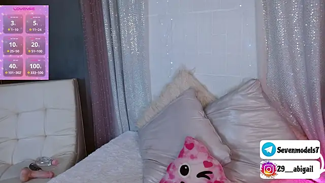 Snapshot of Abigail_29 chatting on 12.20.24 Abigail 29 online show from 12.20.24