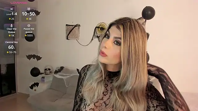 Snapshot of Abigail_29 chatting on 10.21.25 Abigail 29 online show from 10.21.25