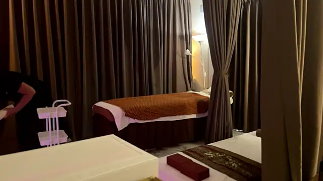 Snapshot of chih515 chatting on 12.23.25 chih515 online show from 12.23.25