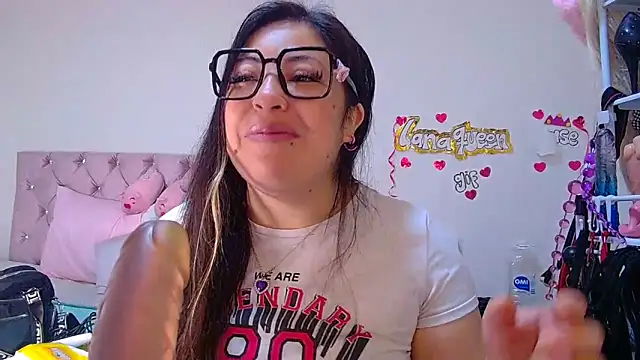 lanaqueen699 online show from 04.23.26