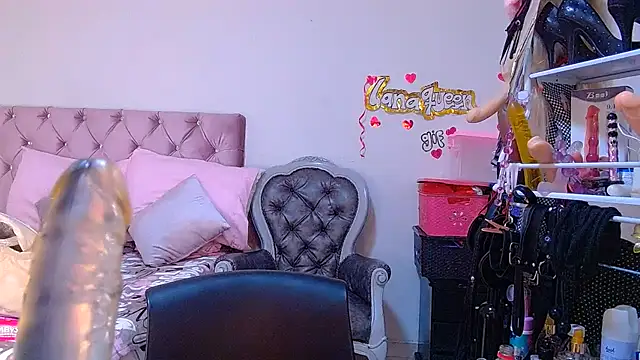 lanaqueen699 online show from 07.31.26