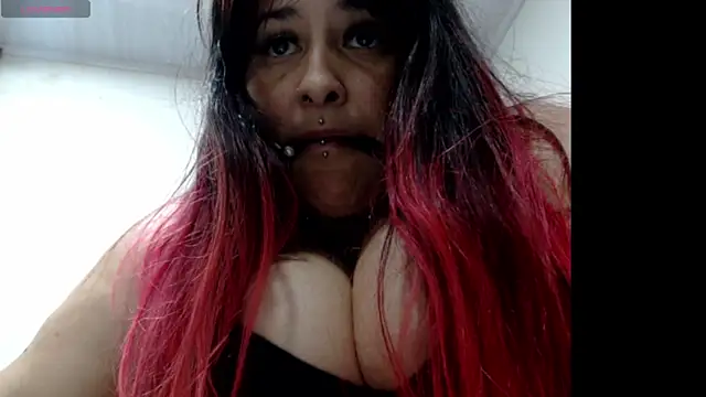 amydeepqueen online show from 01.31.25