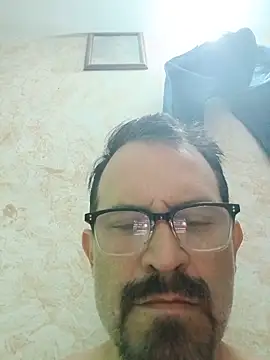 Snapshot of SbasTone_Muscle chatting on 06.03.26 SbasTone Muscle online show from 06.03.26