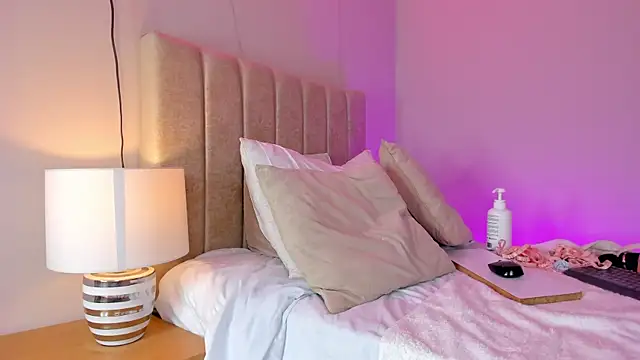  angela x online show from 01.17.25