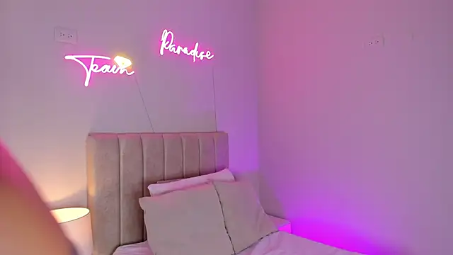  angela x online show from 02.04.25