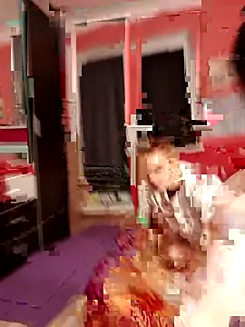 Snapshot of Moon_Lollie_ chatting on 09.13.25 Moon Lollie online show from 09.13.25