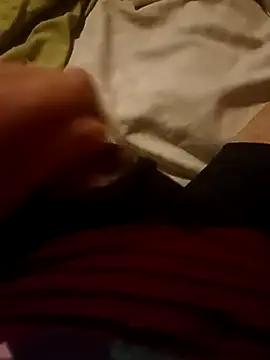 Snapshot of uruguayohet chatting on 10.09.25 uruguayohet online show from 10.09.25