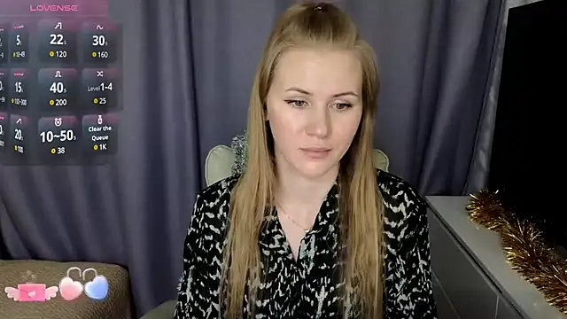 Snapshot of IsabelAllen chatting on 01.03.25 IsabelAllen online show from 01.03.25