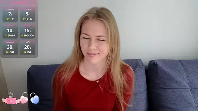 Snapshot of IsabelAllen chatting on 03.06.25 IsabelAllen online show from 03.06.25