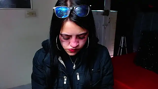 Violettasquirt online show from 02.05.26