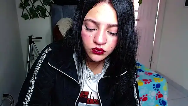Violettasquirt online show from 07.23.26