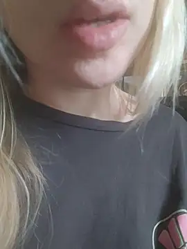 Linda 999 online show from 03.04.25