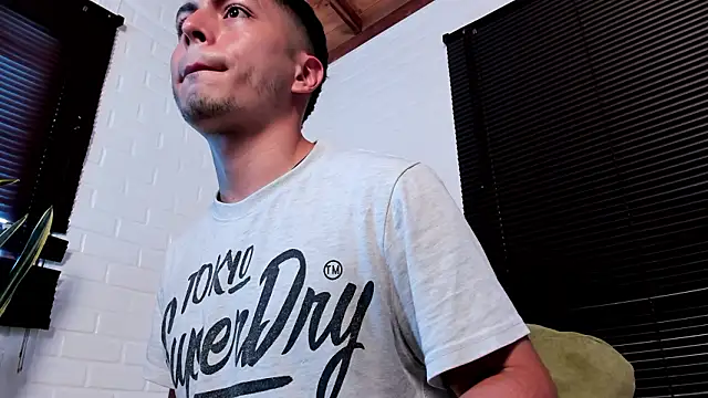 Snapshot of SAMUEL_OBRIAN chatting on 02.09.26 SAMUEL OBRIAN online show from 02.09.26