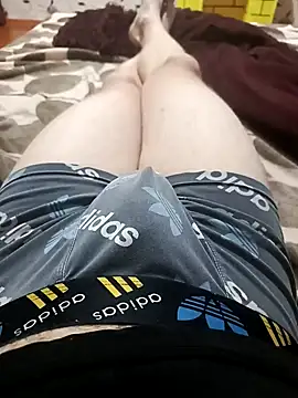 Snapshot of red_red00 chatting on 02.07.25 red red00 online show from 02.07.25