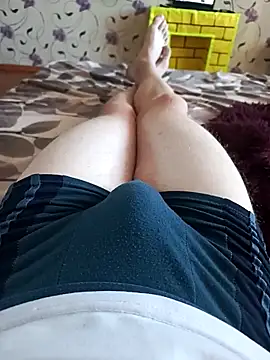 Snapshot of red_red00 chatting on 03.20.25 red red00 online show from 03.20.25