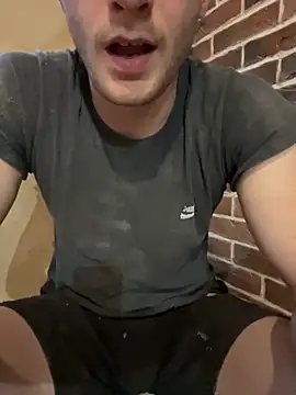 Snapshot of red_red00 chatting on 11.03.25 red red00 online show from 11.03.25