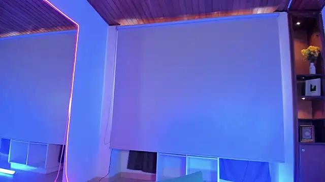 Snapshot of Susann_Ross chatting on 01.26.25 Susann Ross online show from 01.26.25