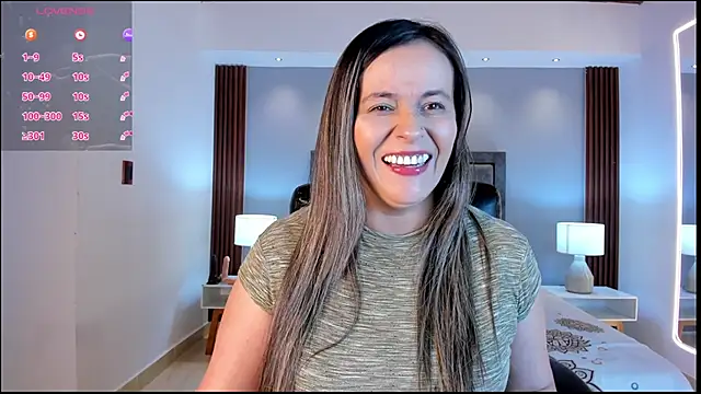 Snapshot of Susann_Ross chatting on 03.06.25 Susann Ross online show from 03.06.25