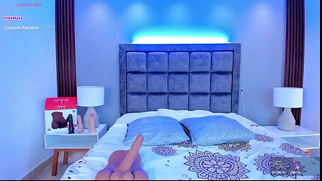 Snapshot of Susann_Ross chatting on 03.20.25 Susann Ross online show from 03.20.25