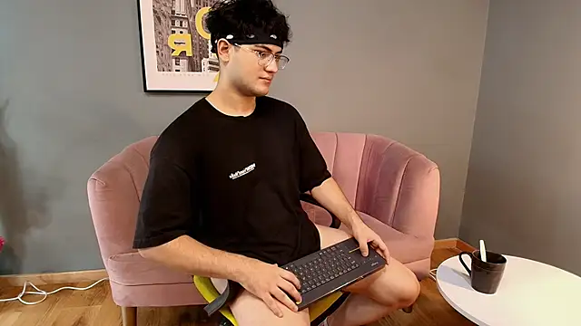 Snapshot of Mark_Evans1_ chatting on 02.22.25 Mark Evans1 online show from 02.22.25