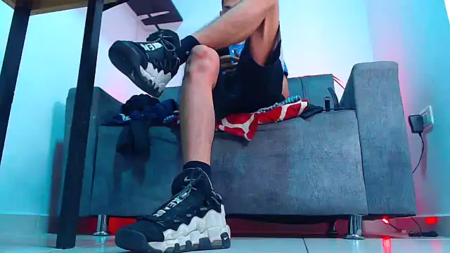 mastersmits online show from 11.18.25