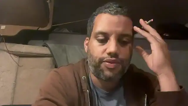 Snapshot of AbsolutMouuah chatting on 10.18.25 AbsolutMouuah online show from 10.18.25