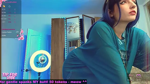 Toxic Ellies online show from 11.22.25