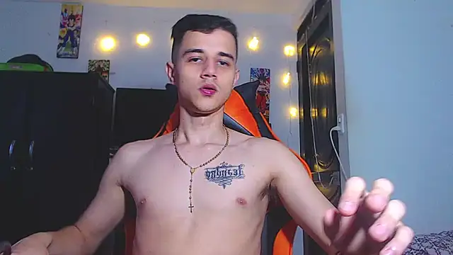 Snapshot of ADAM_HOT chatting on 04.03.26 ADAM HOT online show from 04.03.26