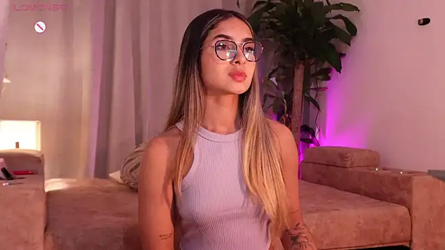 Snapshot of sammy_laszlow chatting on 09.10.25 sammy laszlow online show from 09.10.25