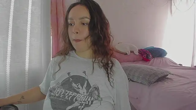 Snapshot of HARLEYNAPIER chatting on 08.03.26 HARLEYNAPIER online show from 08.03.26