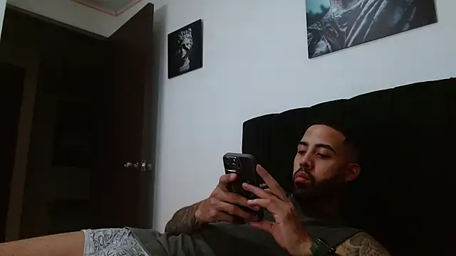 Hendry  online show from 02.21.25