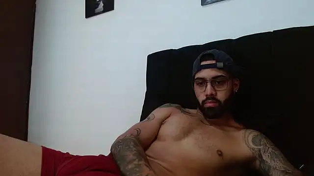 Hendry  online show from 03.05.25