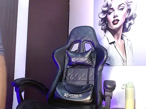 Hendry  online show from 09.09.25