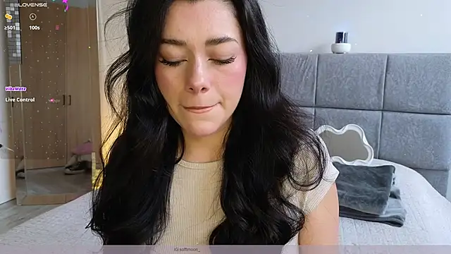 Soffimoon  online show from 02.24.26