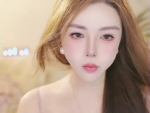 Qiaoqiao  online show from 07.01.26