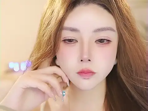 Qiaoqiao  online show from 08.03.26