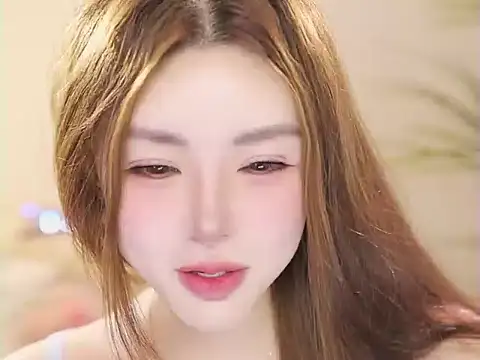 Qiaoqiao  online show from 08.03.26