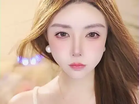 Qiaoqiao  online show from 08.04.26