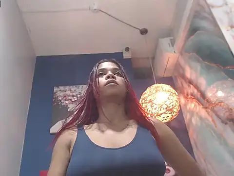 Snapshot of ysabel_sanchez4 chatting on 11.23.25 ysabel sanchez4 online show from 11.23.25