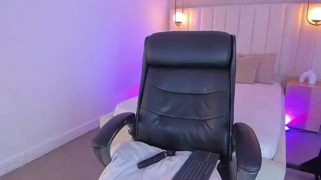 kosmic Angel online show from 03.11.25