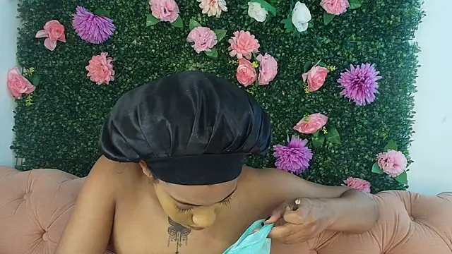 flavia cruz online show from 04.27.26