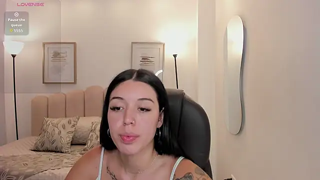 Snapshot of zoee_jackson chatting on 08.01.26 zoee jackson online show from 08.01.26