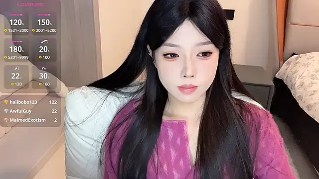 Q-ing online show from 12.12.24