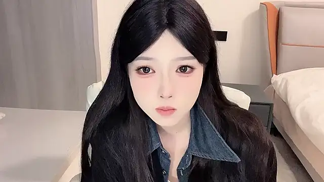 Q-ing online show from 01.03.25