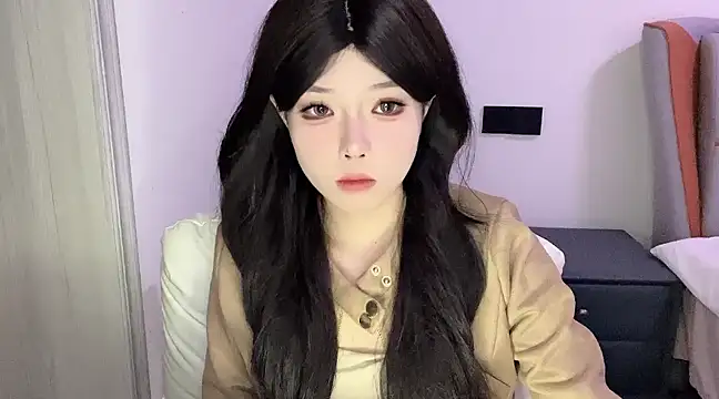 Q-ing online show from 03.10.25