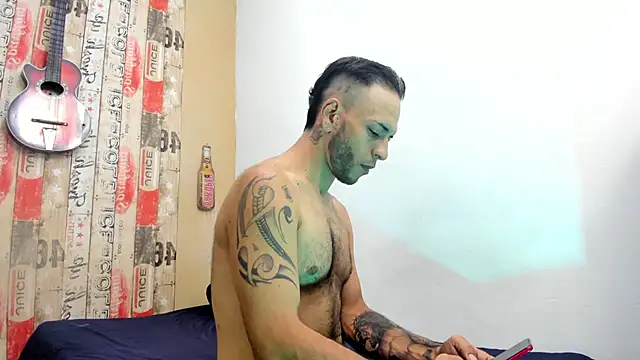 Snapshot of Andrey_u92 chatting on 02.16.25 Andrey u92 online show from 02.16.25
