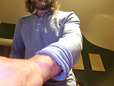 Snapshot of stavroun chatting on 11.15.25 stavroun online show from 11.15.25