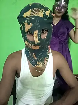 Snapshot of Rashili_Riya chatting on 10.16.25 Rashili Riya online show from 10.16.25