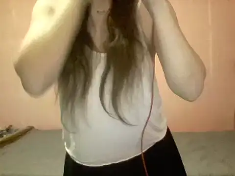 Snapshot of MaxWellas6 chatting on 02.12.25 MaxWellas6 online show from 02.12.25