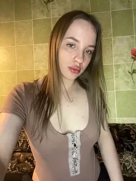 Snapshot of EdnaBradley chatting on 03.18.25 EdnaBradley online show from 03.18.25